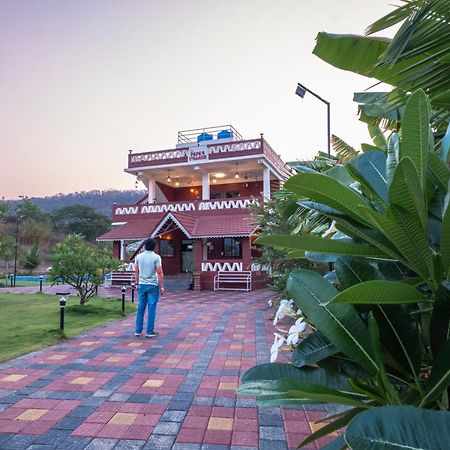Vibe Meadows Villa With Private Swimming Pool Near Kashid Beach Eksteriør bilde