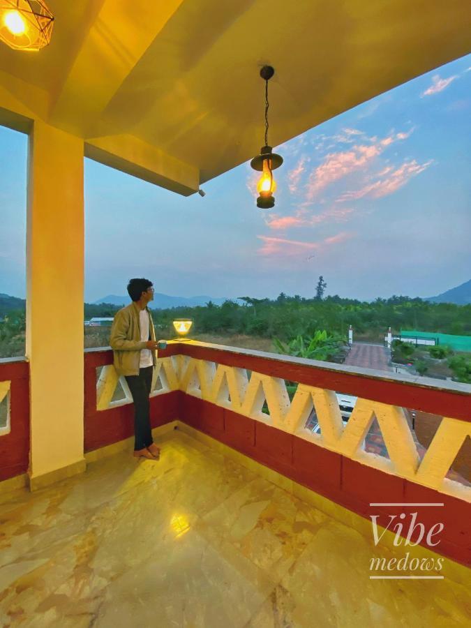 Vibe Meadows Villa With Private Swimming Pool Near Kashid Beach Eksteriør bilde