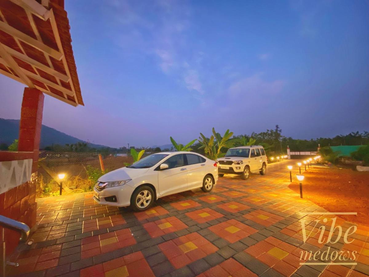 Vibe Meadows Villa With Private Swimming Pool Near Kashid Beach Eksteriør bilde